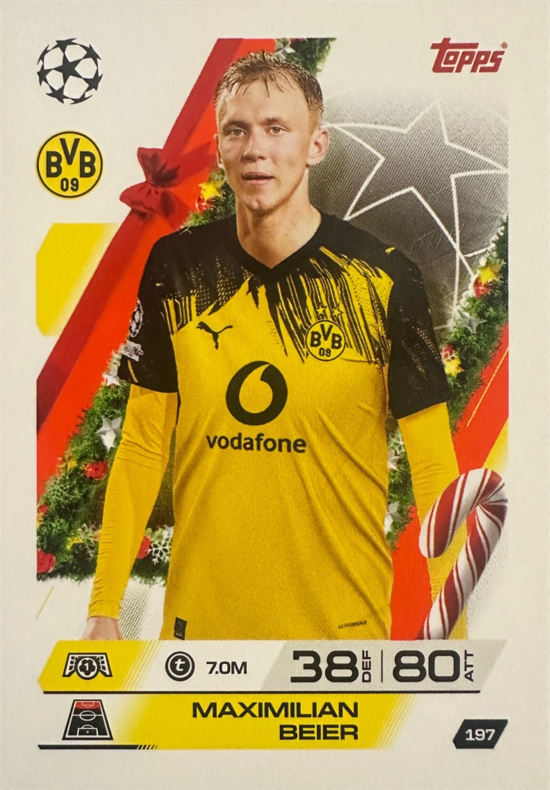 Topps Match Attax 2025/26 UCL Champions League - Scegli Parallel Festive Squadzone