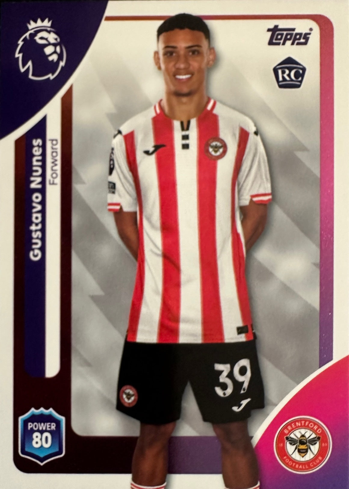 Topps Premier League 2025/26 2026 Scegli Card #1-100 Base Card Team Badge