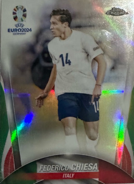 Euro 2024 Topps Chrome Mancolista - Scegli Card TC CC DB NN Refractor