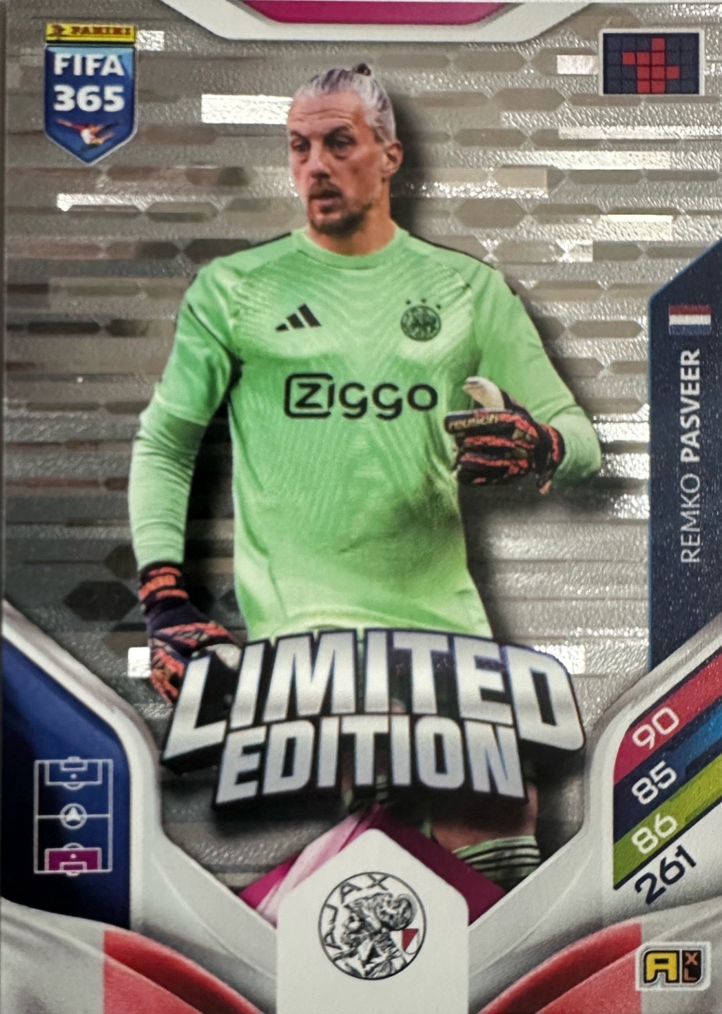 Panini Adrenalyn XL FIFA 365 2026 - Limited Momentum Premium Gold XXL a scelta