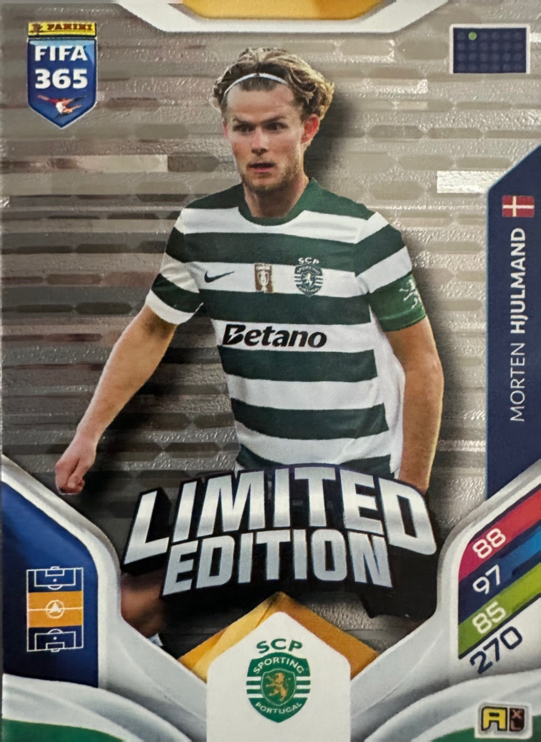 Panini Adrenalyn XL FIFA 365 2026 - Limited Momentum Premium Gold XXL a scelta