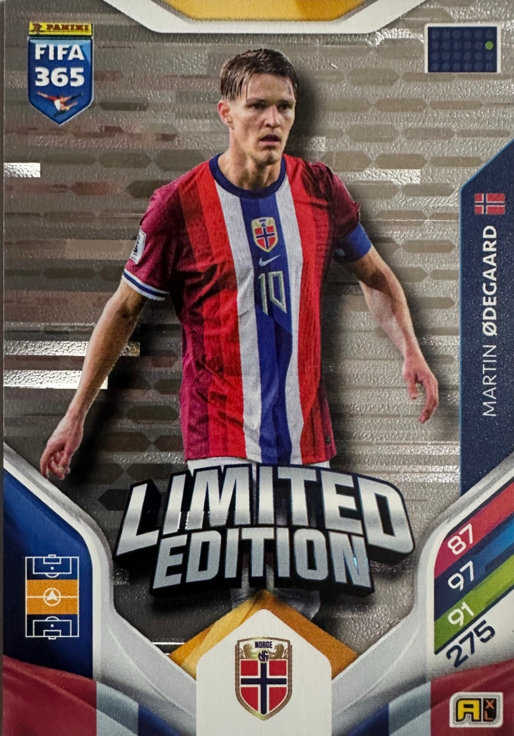 Panini Adrenalyn XL FIFA 365 2026 - Limited Momentum Premium Gold XXL a scelta