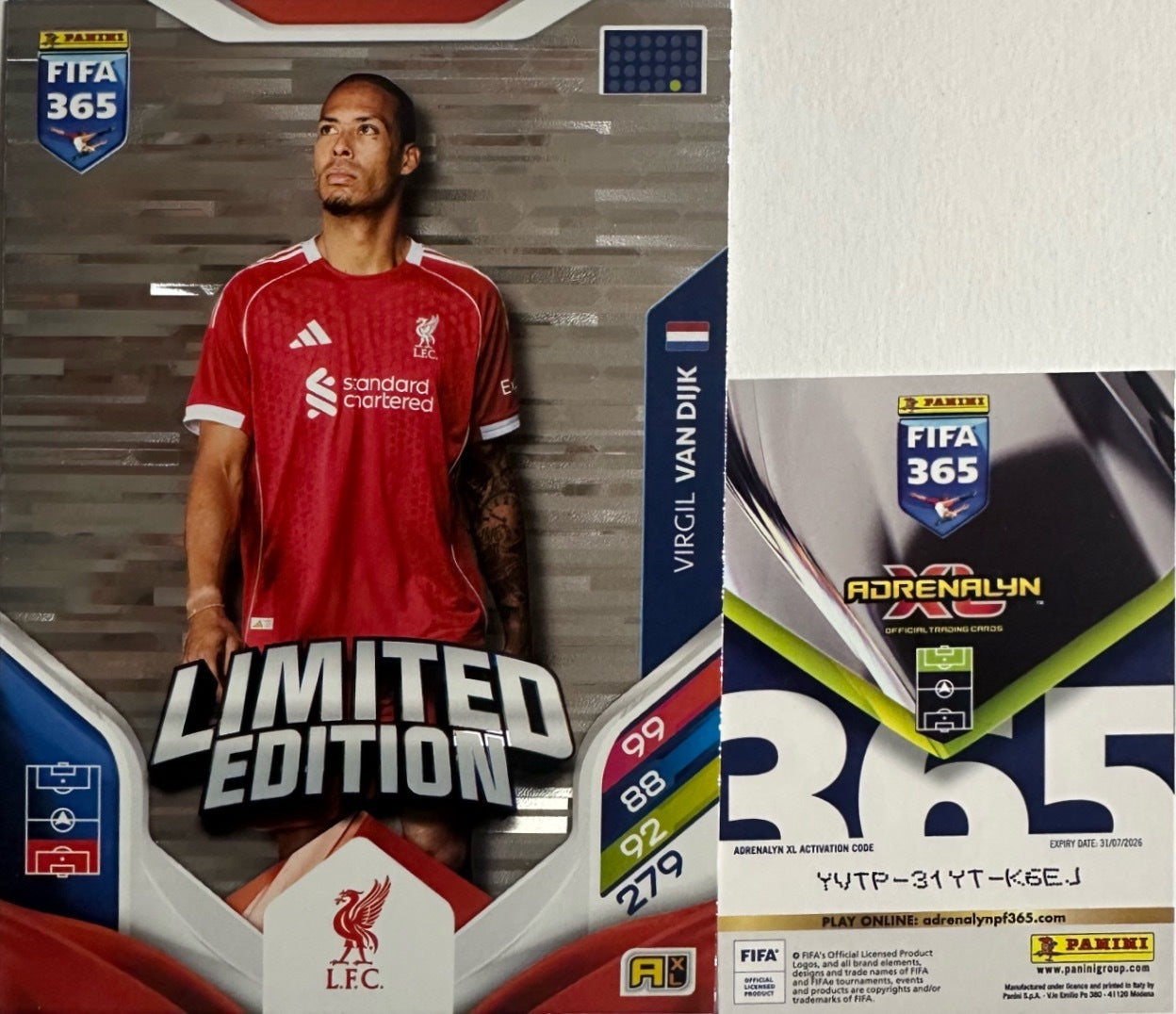 Panini Adrenalyn XL FIFA 365 2026 - Limited Momentum Premium Gold XXL a scelta