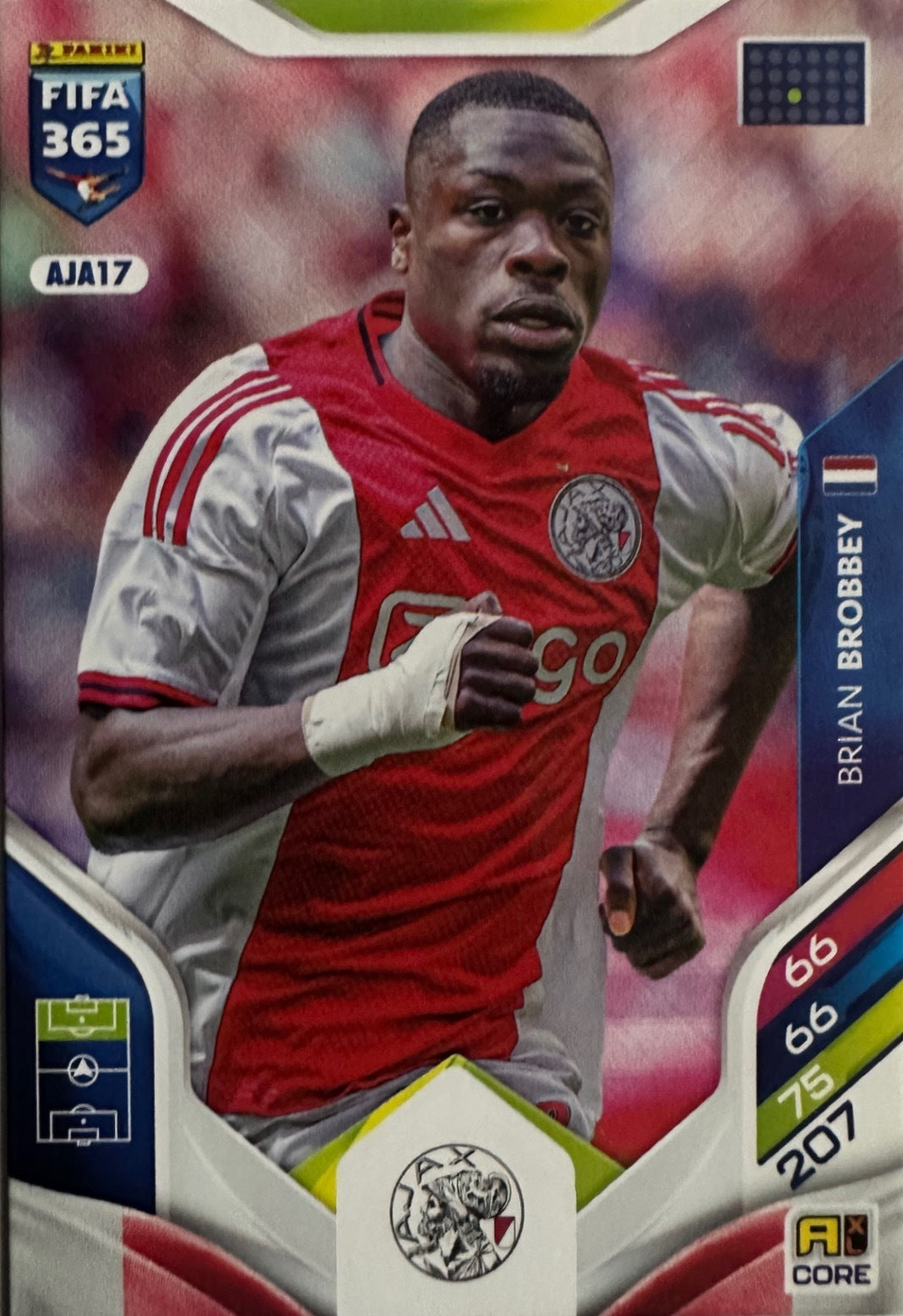 Panini Adrenalyn XL FIFA 365 2026 - Card Base Titan a scelta BOT-NAS