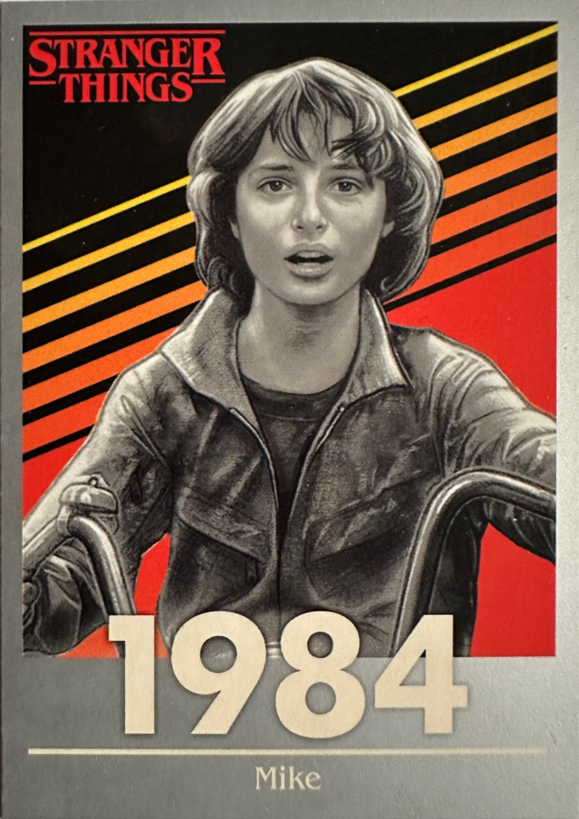 Stranger Things Panini Netflix 2025 Trading Card - LIMITED PARALLEL SILVER GOLD a Scelta