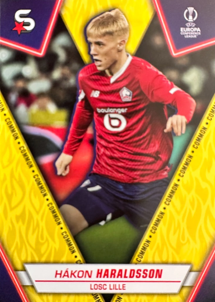 Superstars Champions League 2023/24 Topps - Scegli Common Yellow  Azione 101-200