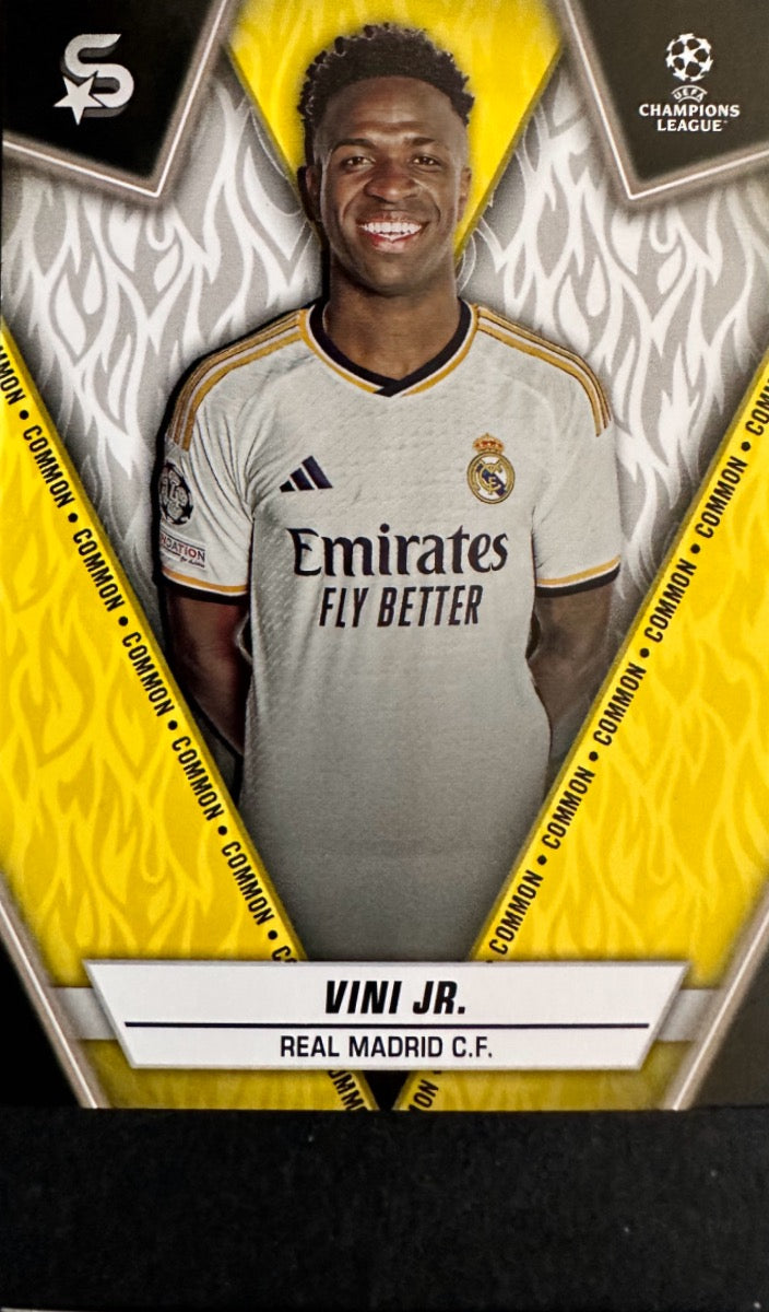 Superstars Champions League 2023/24 Topps - Scegli Common Yellow Da 101 a 200