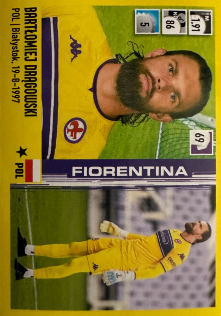 Calciatori panini 2021/22 - Scegli figurina Da 101 a 200